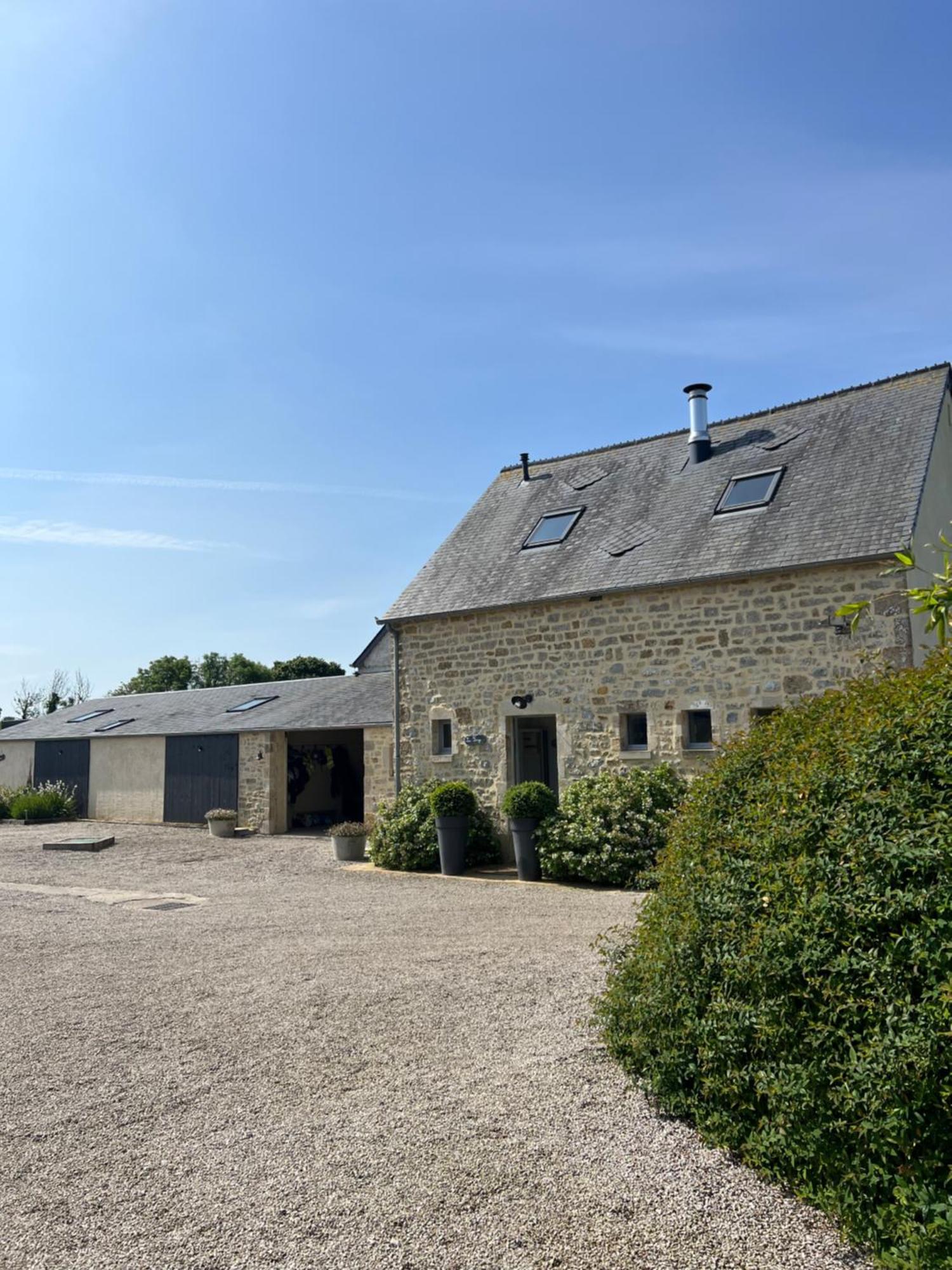 L'Atelier, Dependance De Charme, Ste Mere Eglise Sainte-Mère-Église Exterior foto